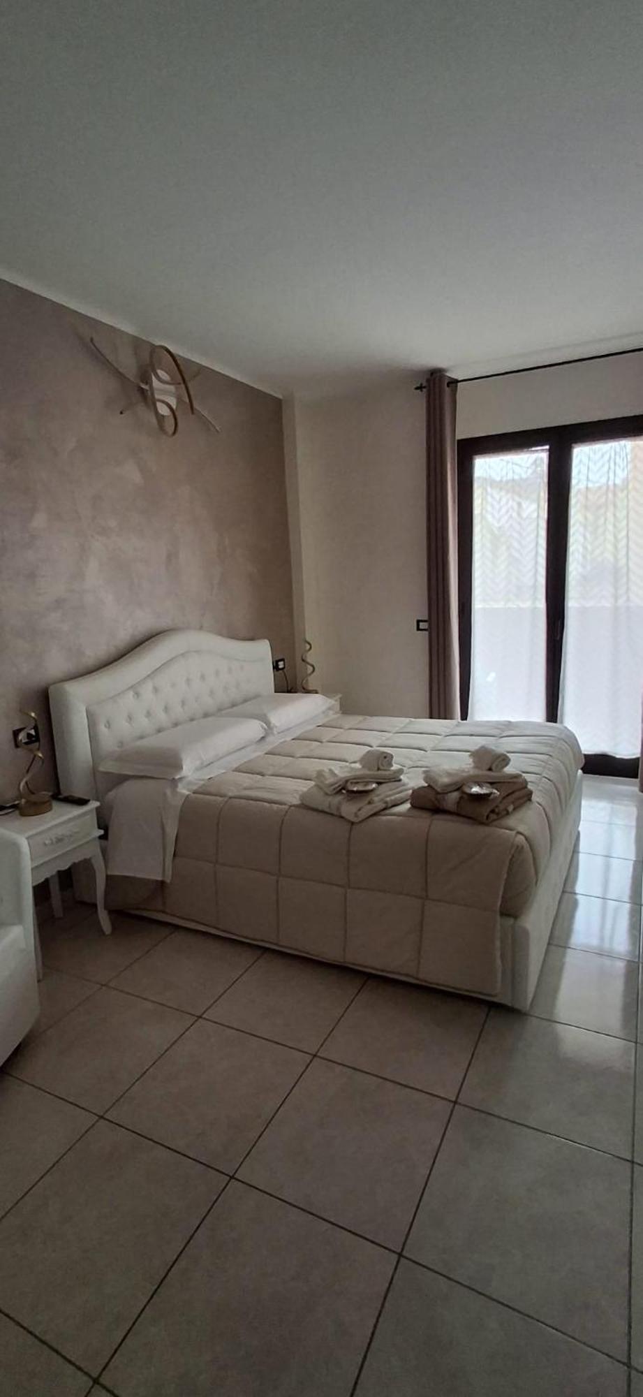 Affittacamere Da Rocco เลซีนา ภายนอก รูปภาพ